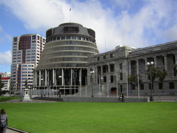 Bowen House Beehive Parliament 696x522 1